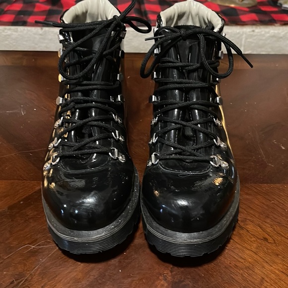 Dr. Martens Shoes - Dr Marten Patent Leather size 8